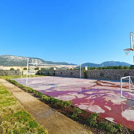 Farm Villa